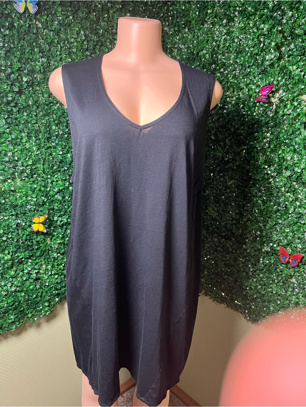 Classic V-Neck Black Sleeveless Tank Dress